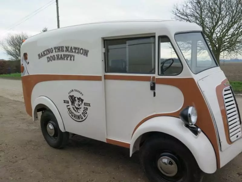 laughing dog food van
